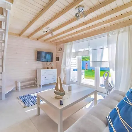 Дом отдыха Beautiful Home In Miedzywodzie With Wifi *